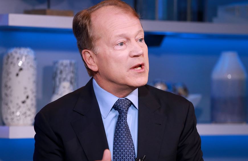Ex-Cisco CEO says Facebook needs to ‘get ahead of regulators,’ faces a multiyear challenge